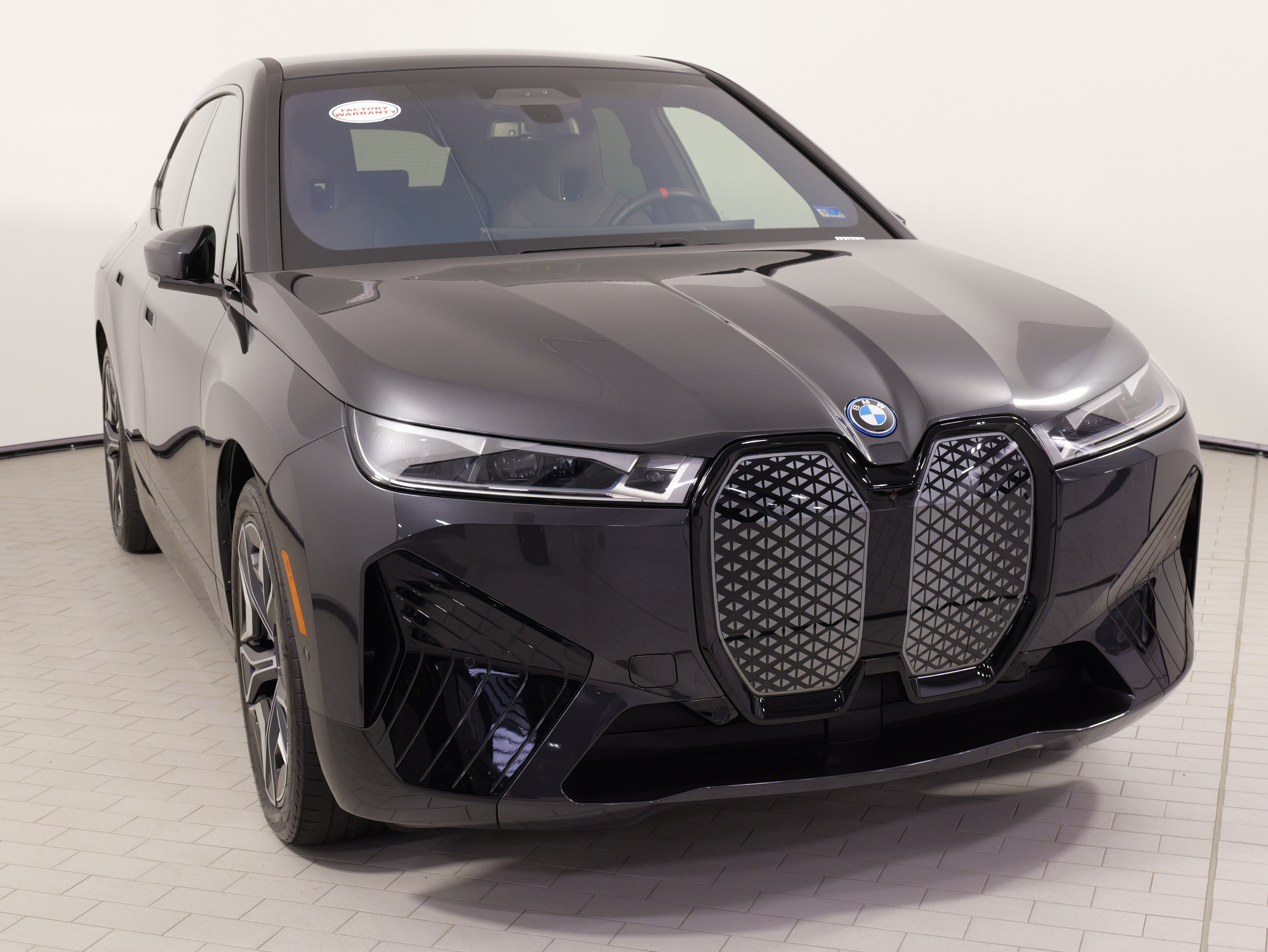 Used 2025 BMW iX M60 AWD/4WD image 6