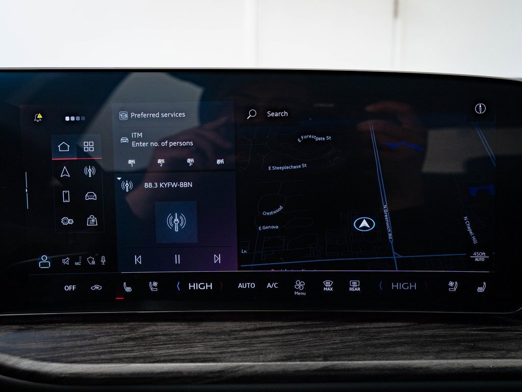 Certified 2025 Audi Q5 2.0T Premium Plus image 30