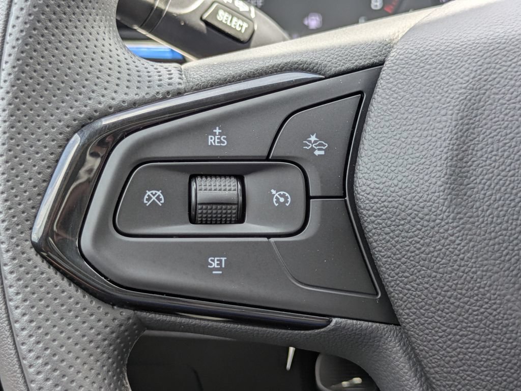 New 2026 Chevrolet Trax LT FWD image 24