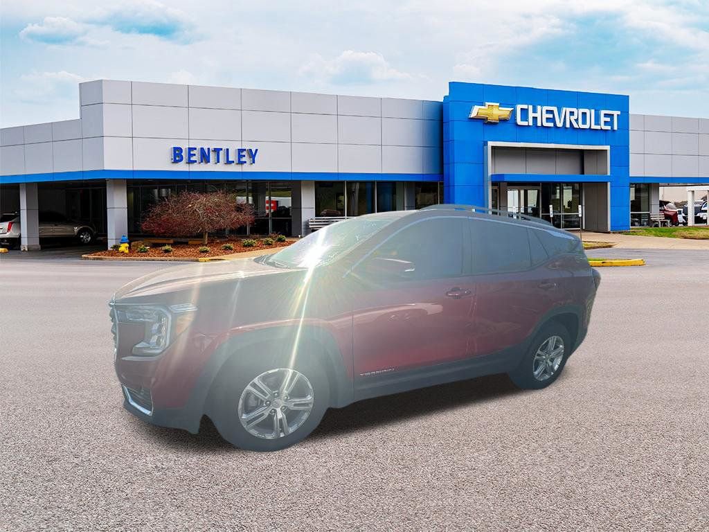 Used 2024 GMC Terrain SLE w/ Driver Convenience Package FWD image 3