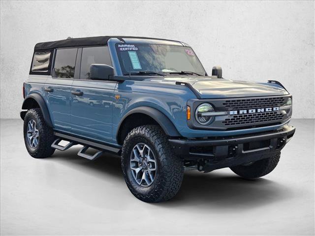 Used 2022 Ford Bronco Badlands image 3