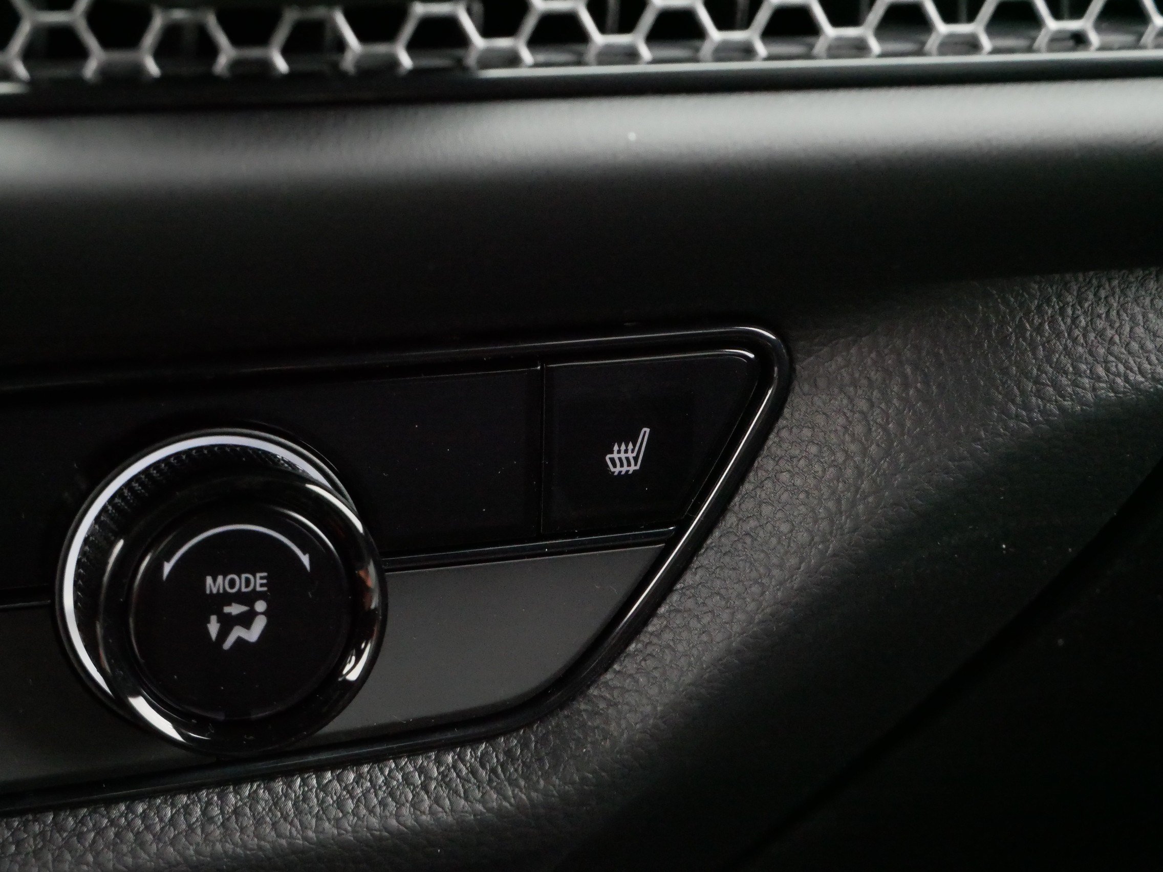 Certified 2026 Honda HR-V Sport image 30