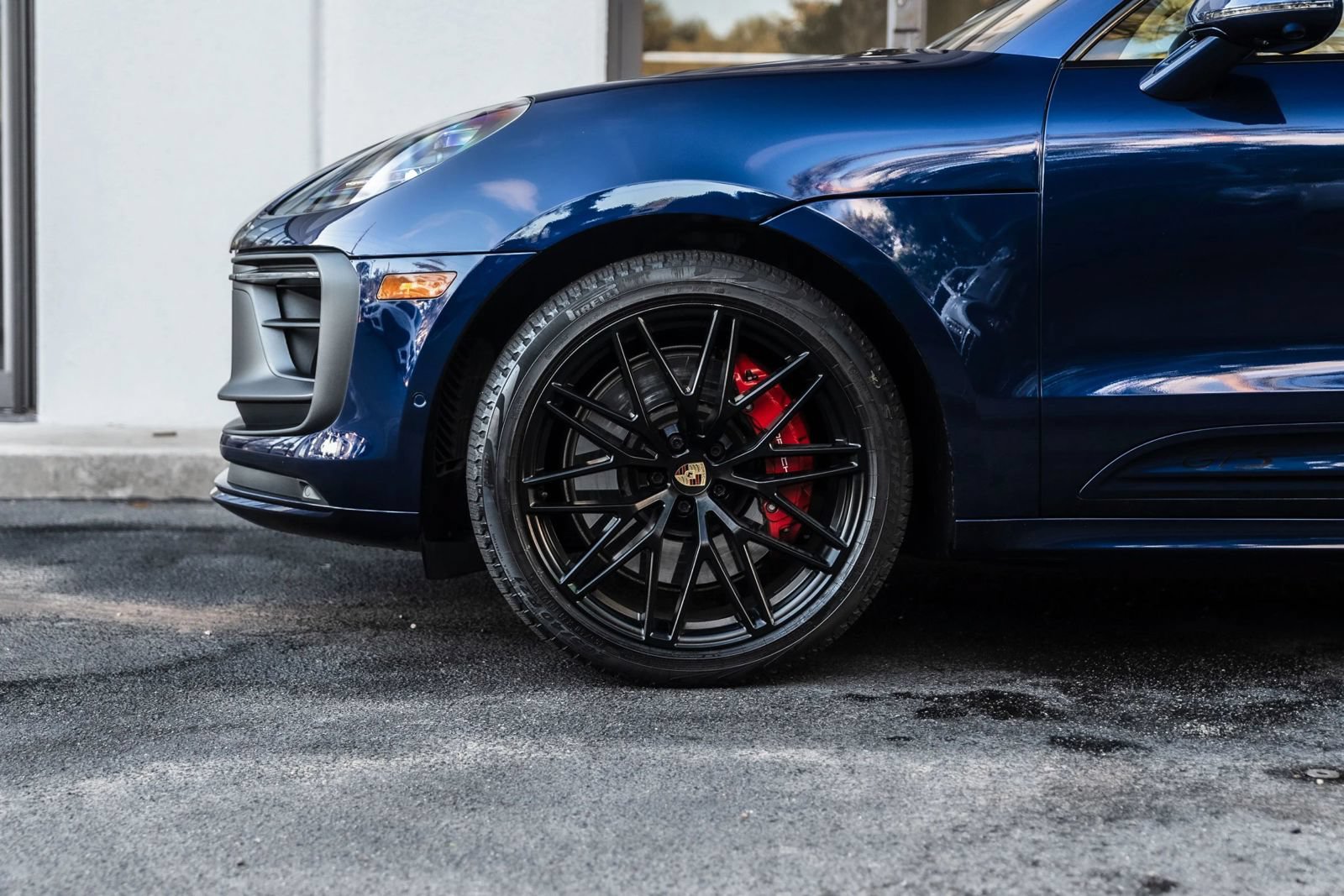 Used 2022 Porsche Macan GTS AWD/4WD image 7