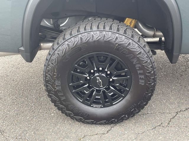 New 2026 Chevrolet Silverado 2500 ZR2 image 9