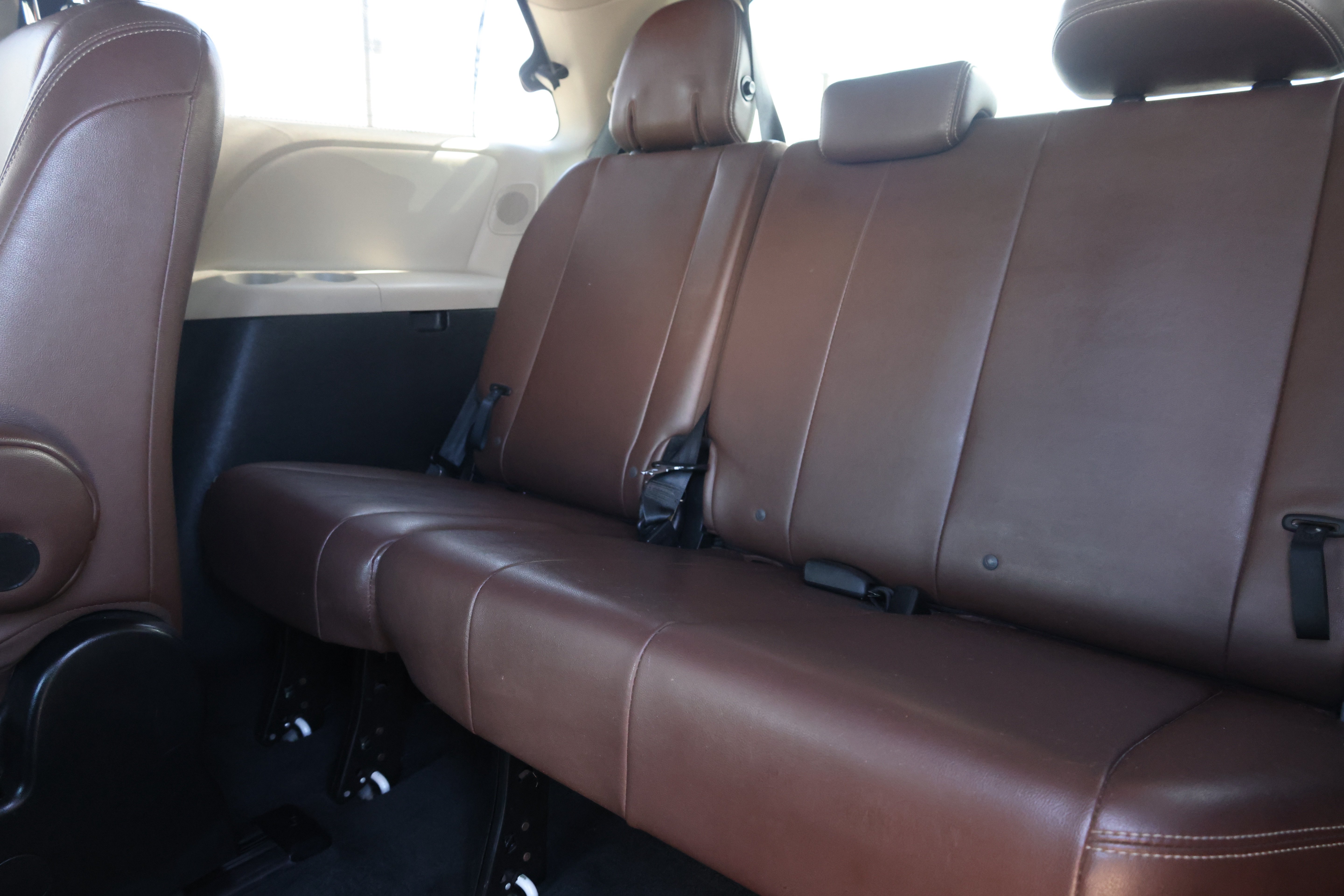 Used 2015 Toyota Sienna Limited Premium AWD/4WD image 10