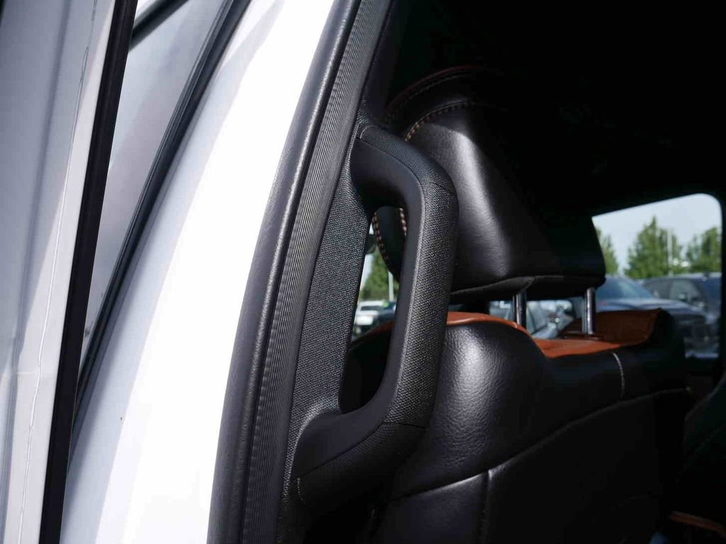 Used 2023 RAM 1500 Limited w/ Body-Colour Bumper Group image 23