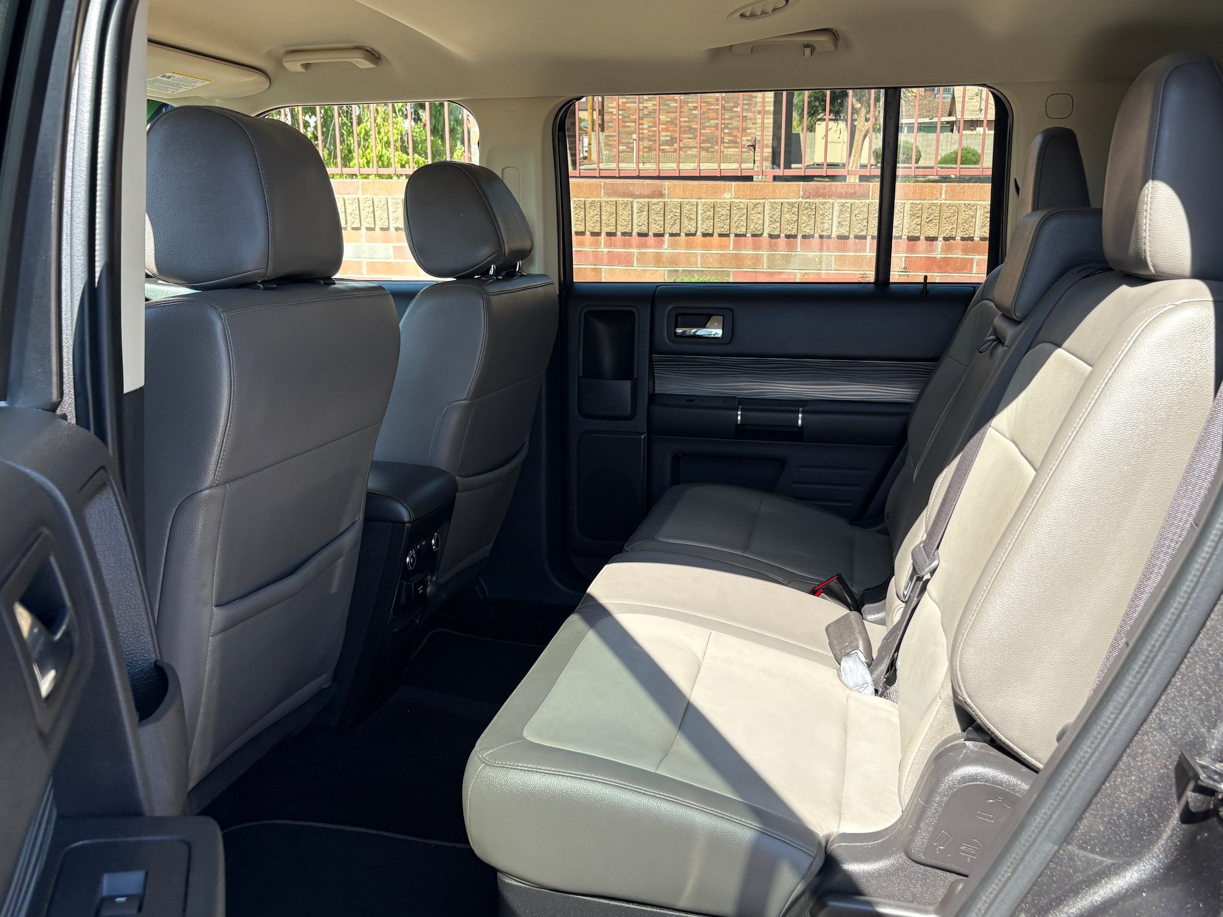 Used 2019 Ford Flex SEL w/ Equipment Group 202A FWD image 7