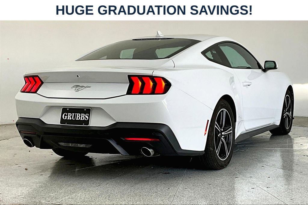 Used 2024 Ford Mustang Coupe RWD image 2