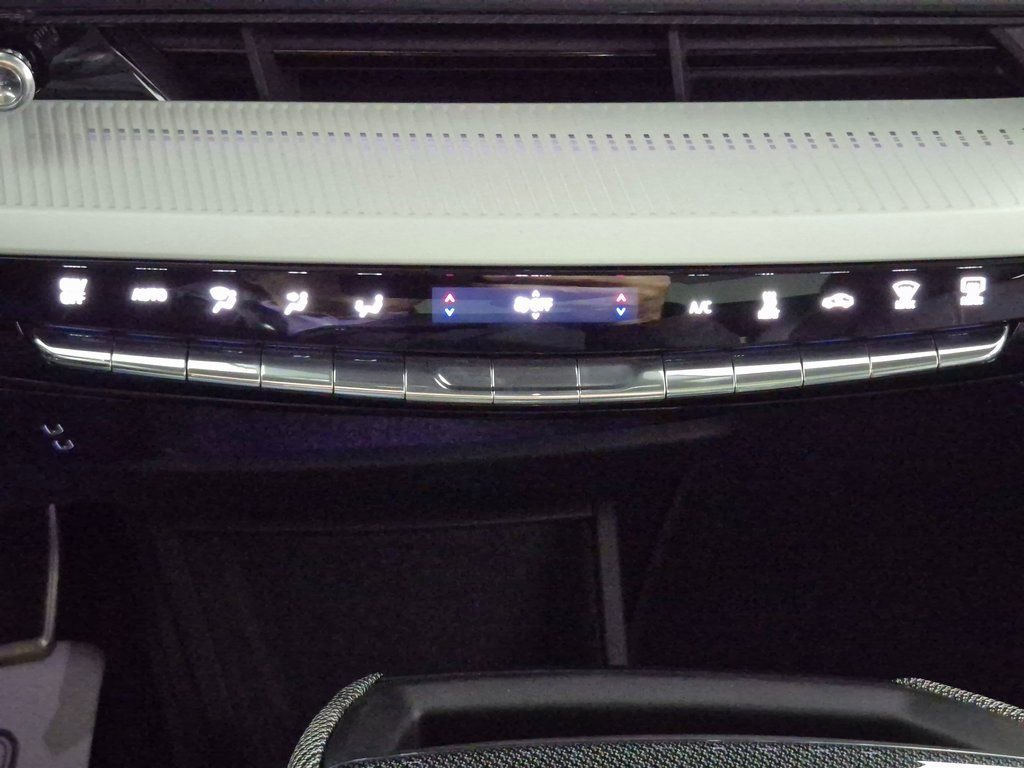 New 2026 Cadillac Optiq Luxury 1 w/ LPO, Floor Liner Package RWD image 18