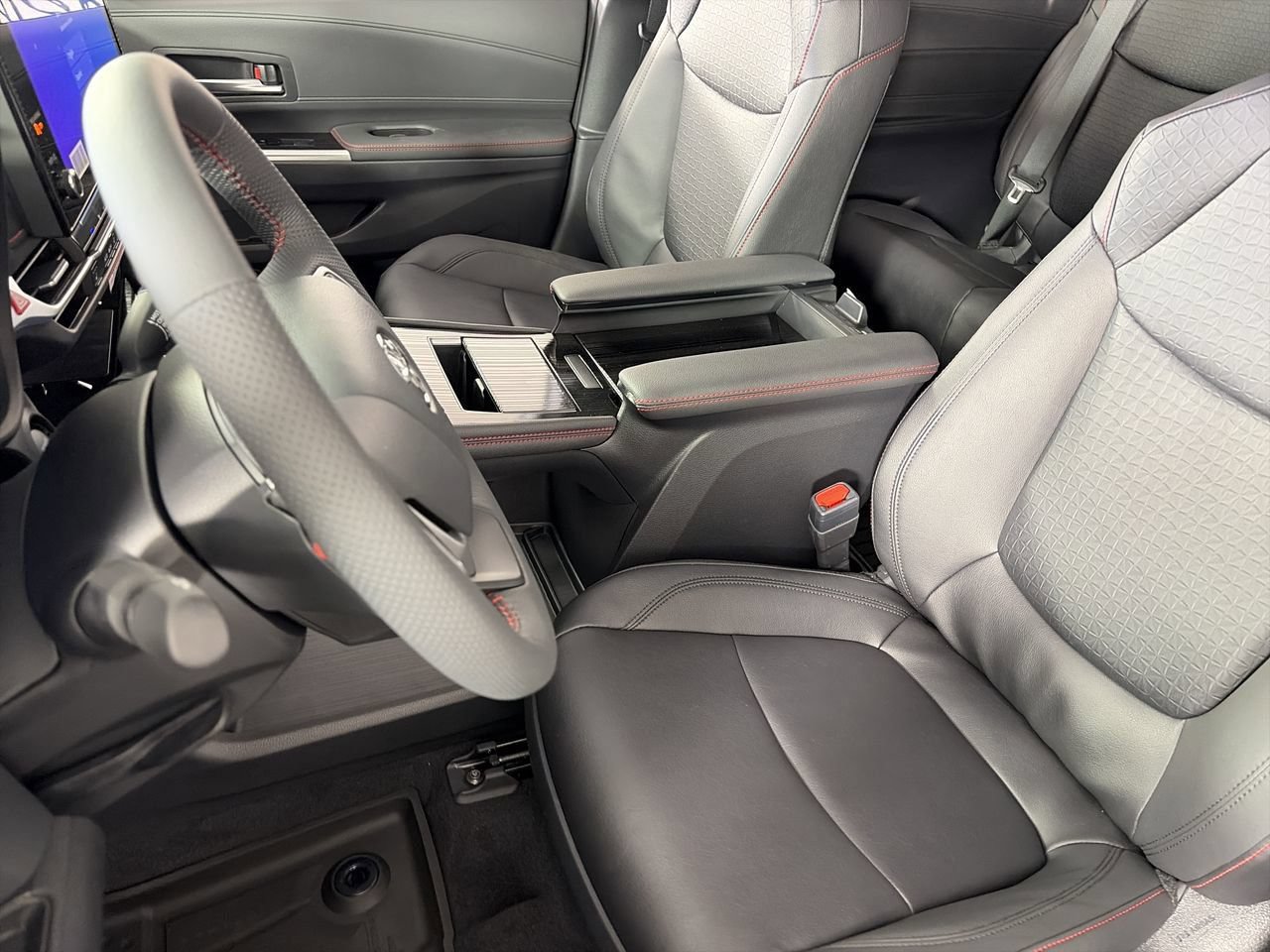 New 2026 Toyota Sienna XSE AWD/4WD image 20
