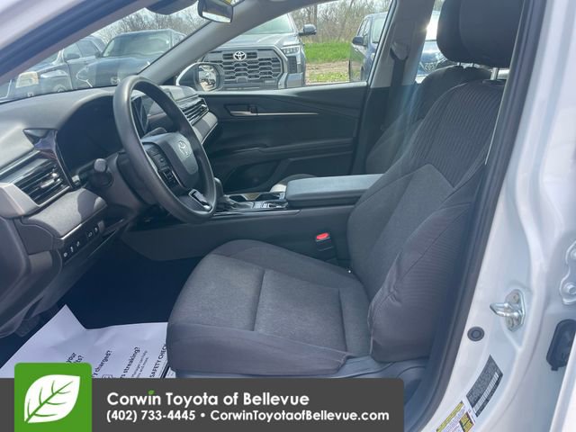 Used 2025 Toyota Camry LE FWD image 17
