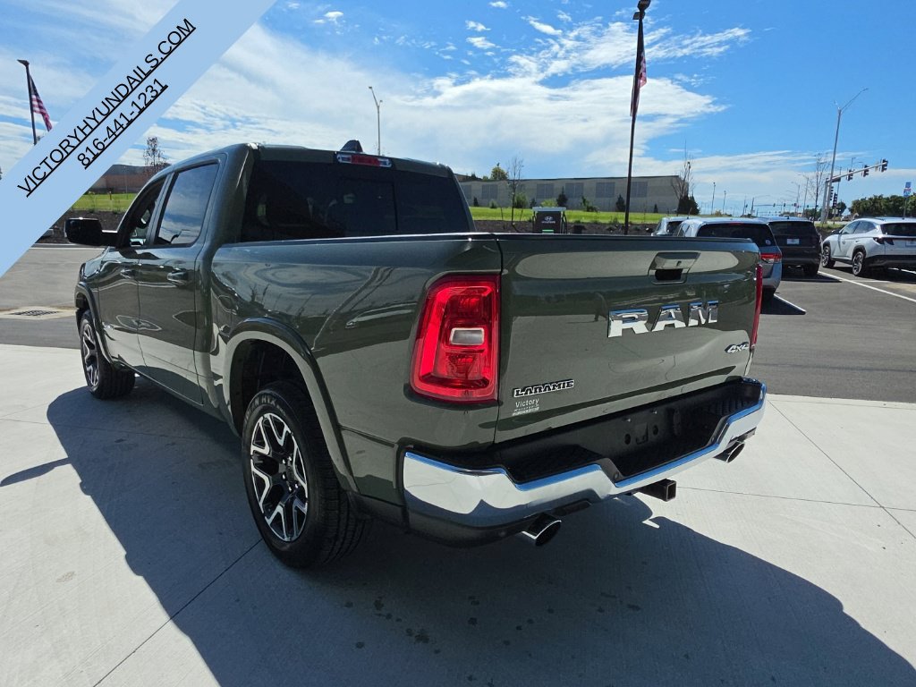 Used 2026 RAM 1500 Laramie AWD/4WD image 3