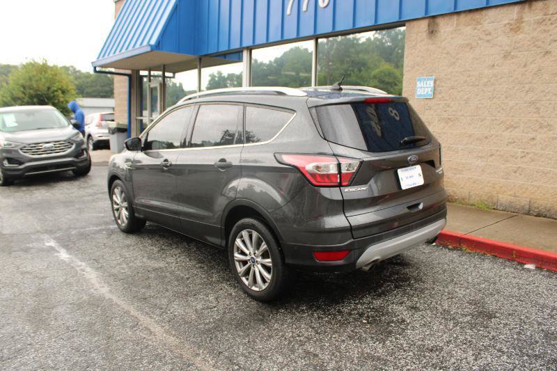 Used 2018 Ford Escape Titanium FWD image 4
