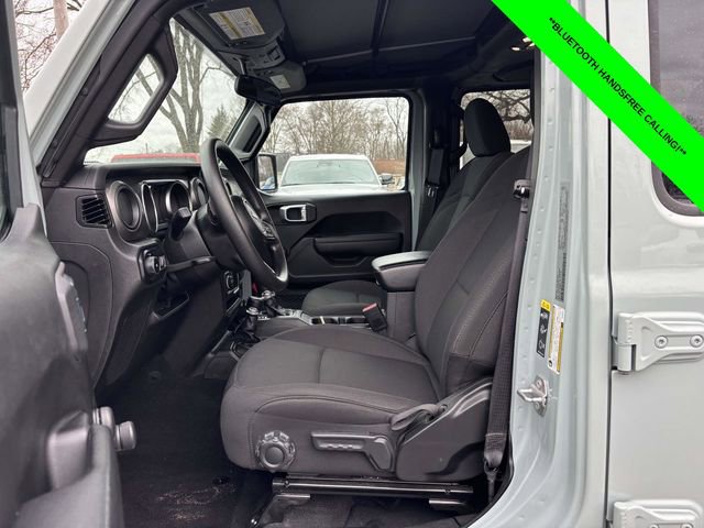 Used 2023 Jeep Wrangler Willys image 3