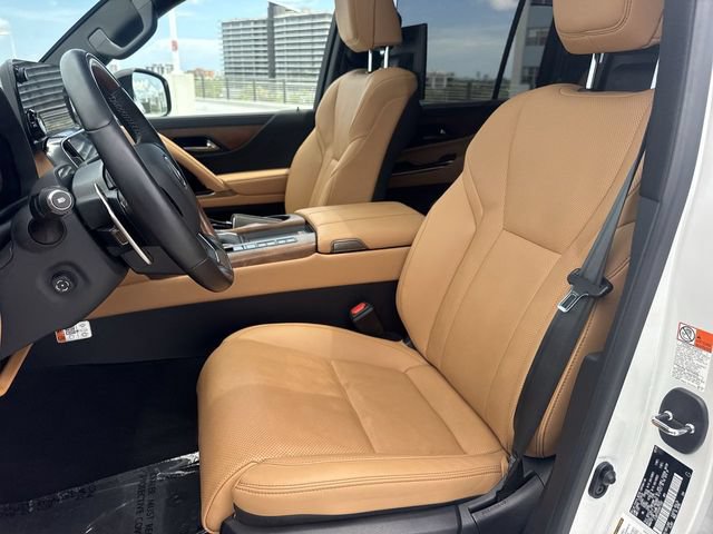 Certified 2025 Lexus LX 600 4WD w/ Appearance Package image 11