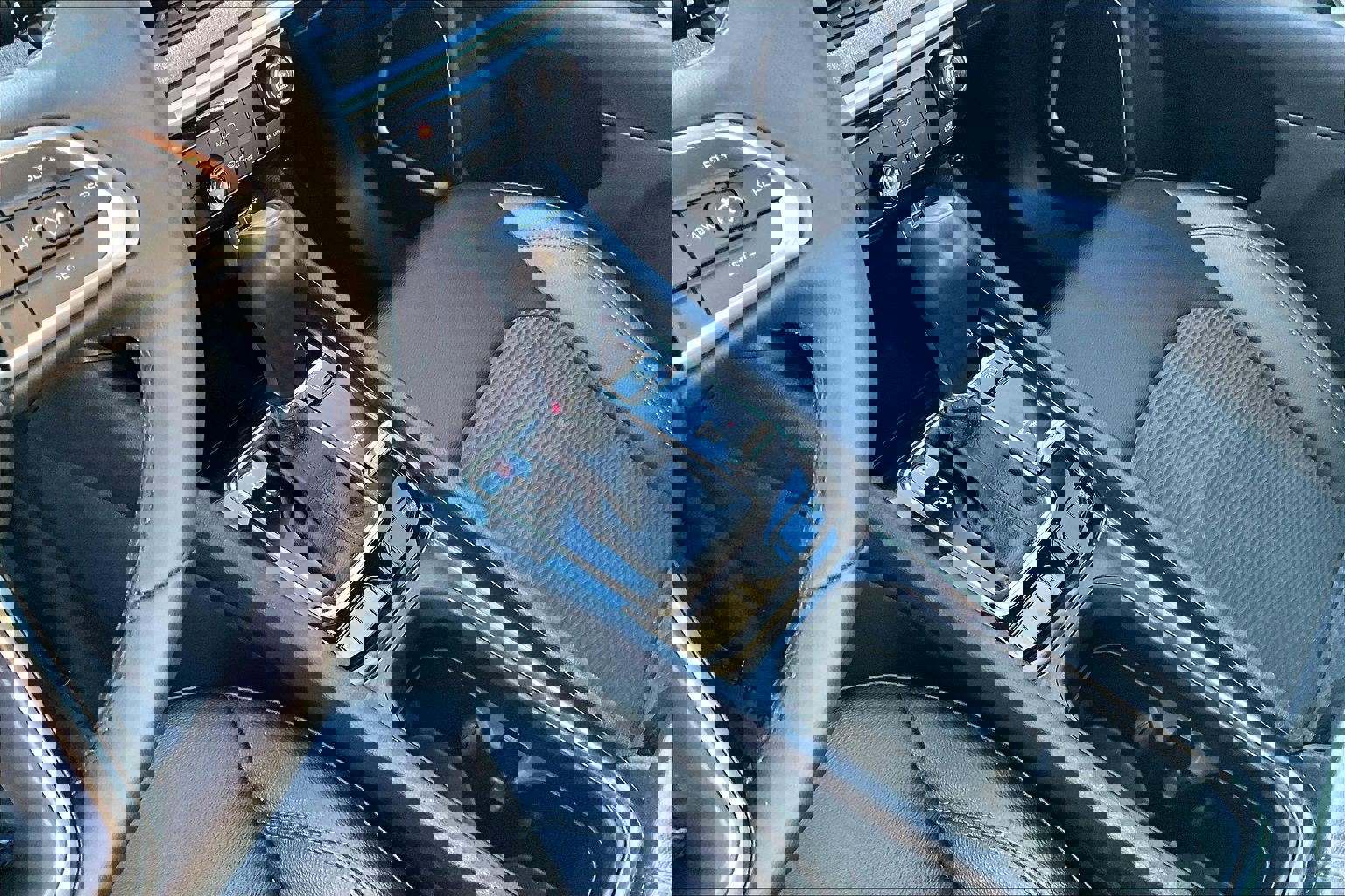 Used 2024 Jeep Compass Latitude image 19