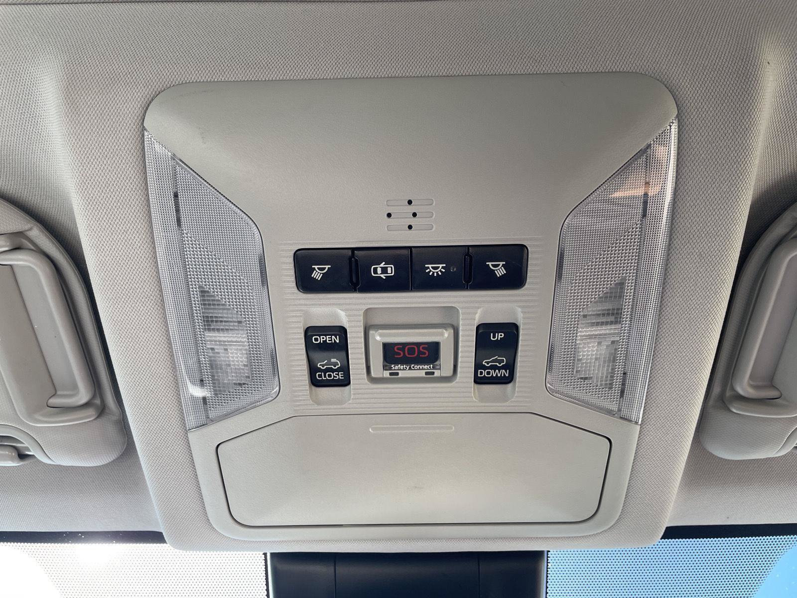 Used 2019 Toyota RAV4 XLE FWD image 20