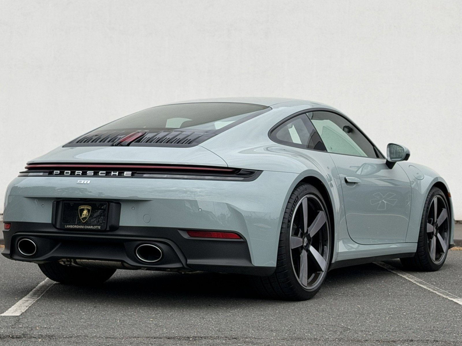 Used 2025 Porsche 911 Carrera RWD image 8