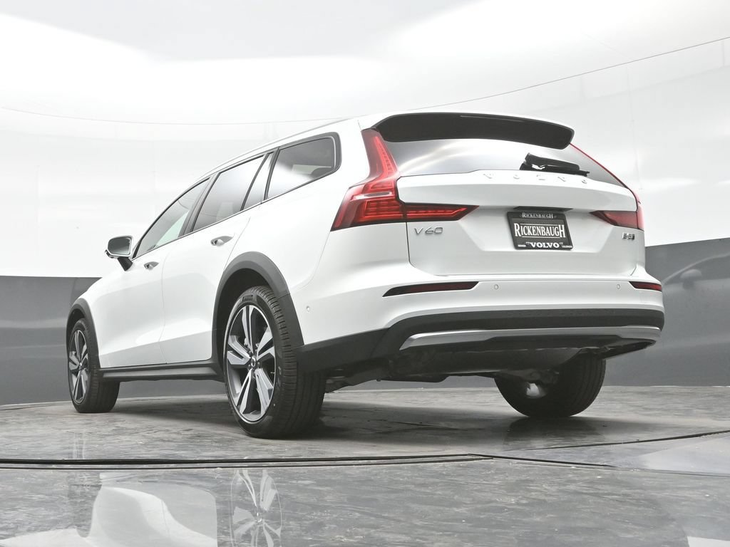 New 2026 Volvo V60 B5 Cross Country Plus w/ Protection Package Premier AWD/4WD image 24