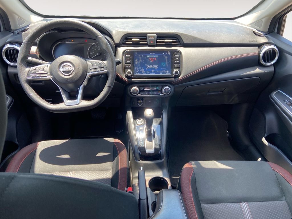 Used 2024 Nissan Versa SR FWD image 10