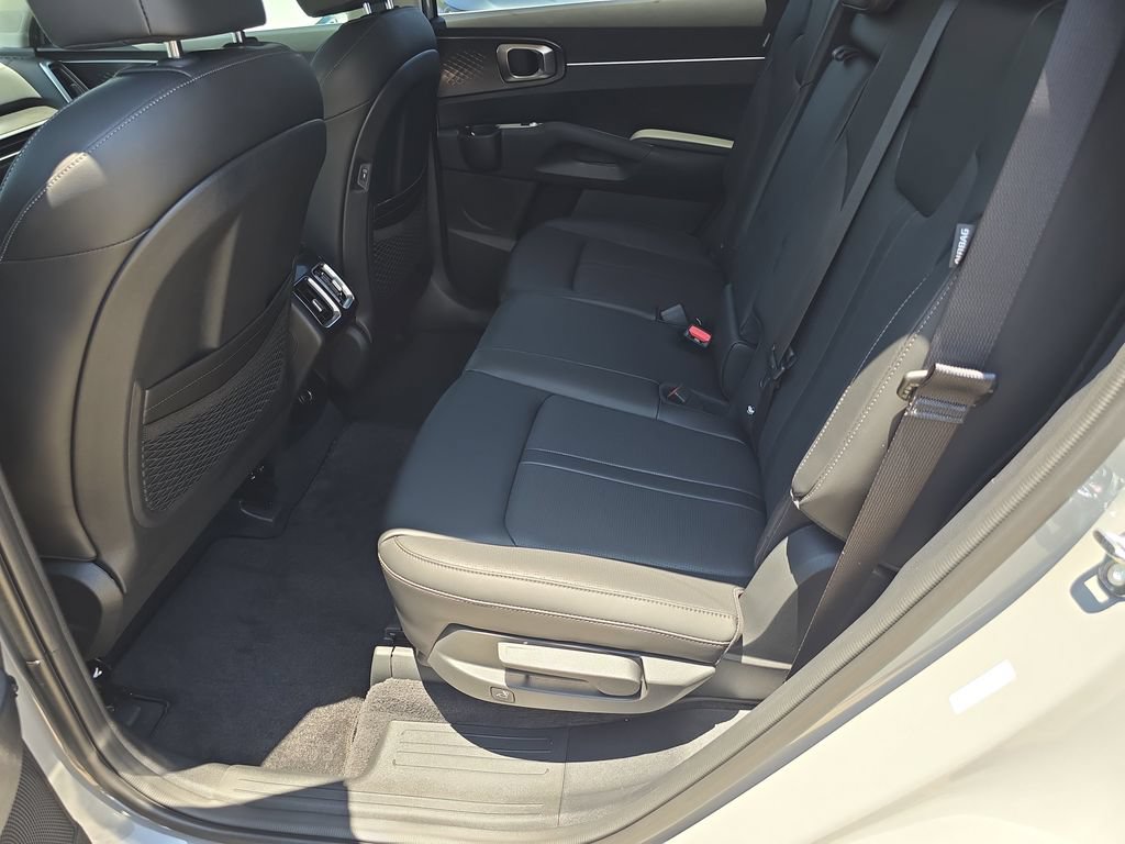 New 2026 Kia Sorento S FWD image 16