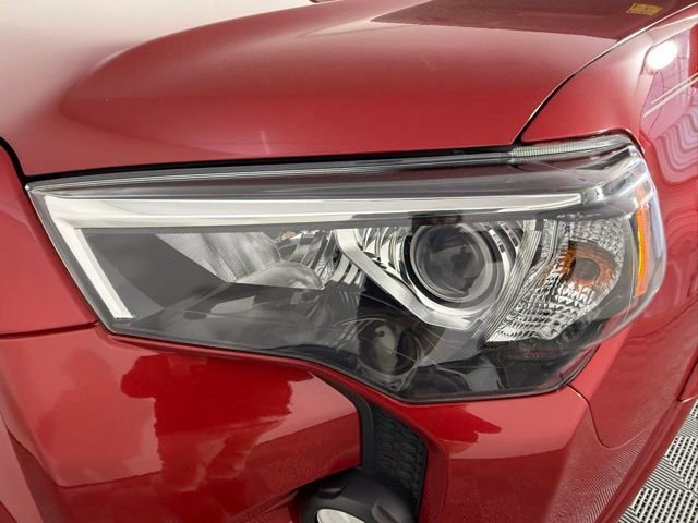 Used 2020 Toyota 4Runner SR5 Premium w/ Moonroof Package image 13