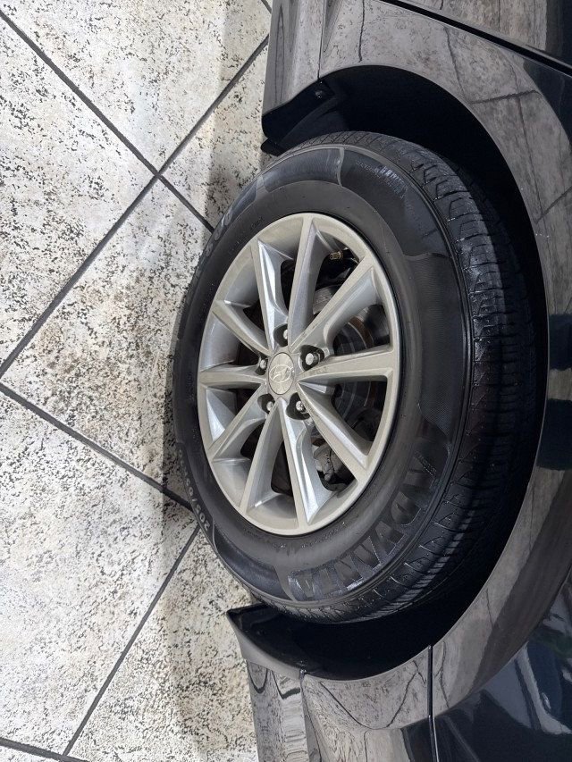 Used 2018 Hyundai Sonata SE w/ Winter Weather Package image 8