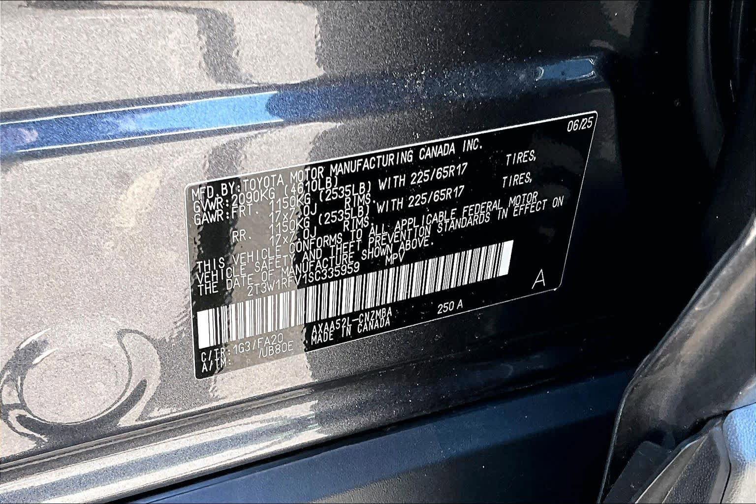Certified 2025 Toyota RAV4 XLE w/ Convenience Package FWD image 34