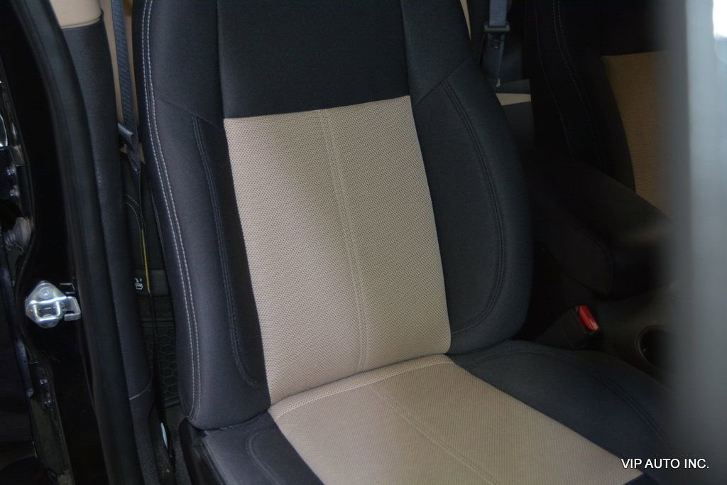 Used 2006 HUMMER H3 image 16