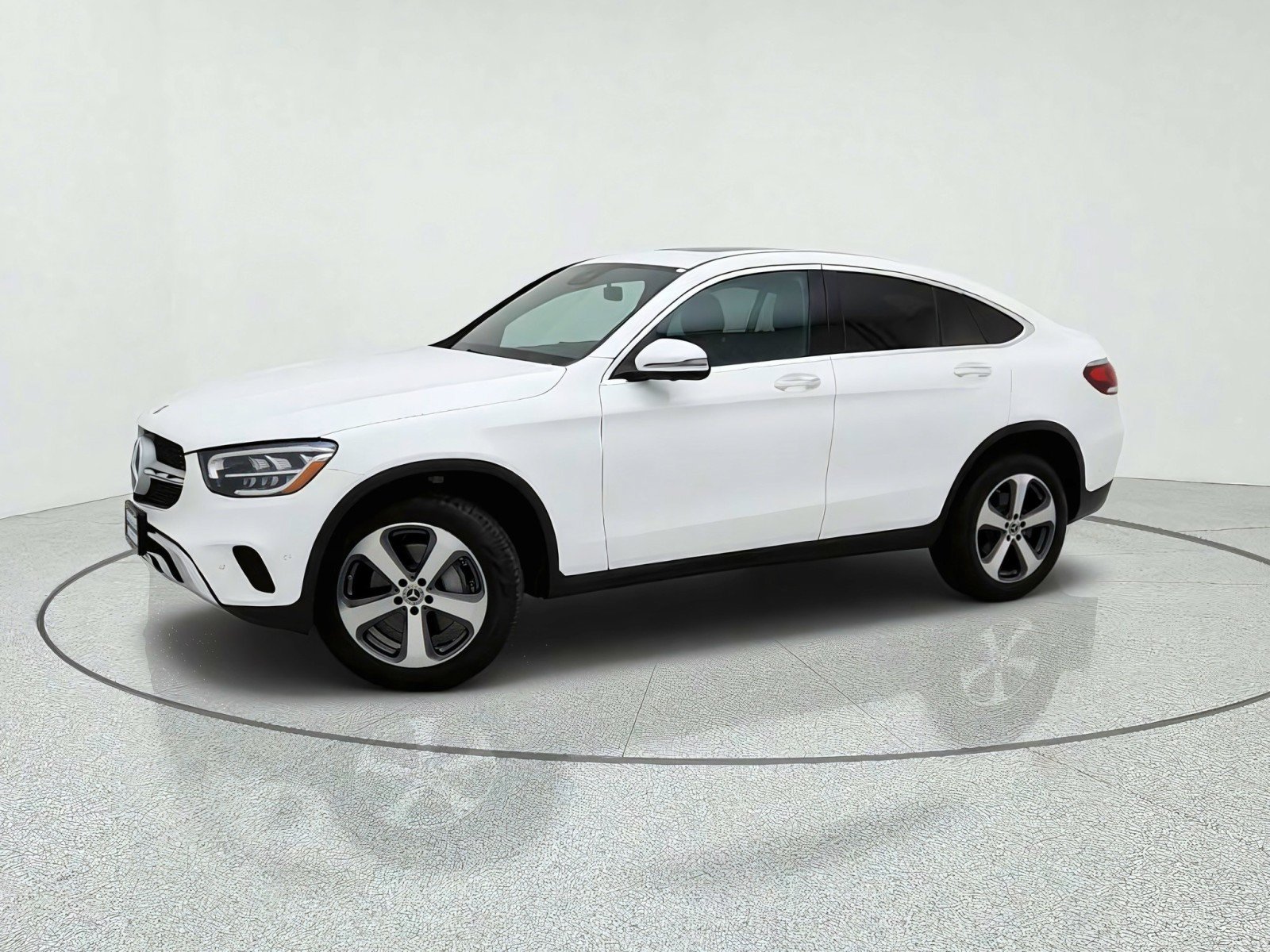 Certified 2022 Mercedes-Benz GLC 300 4MATIC Coupe w/ Multimedia Package Lite image 15