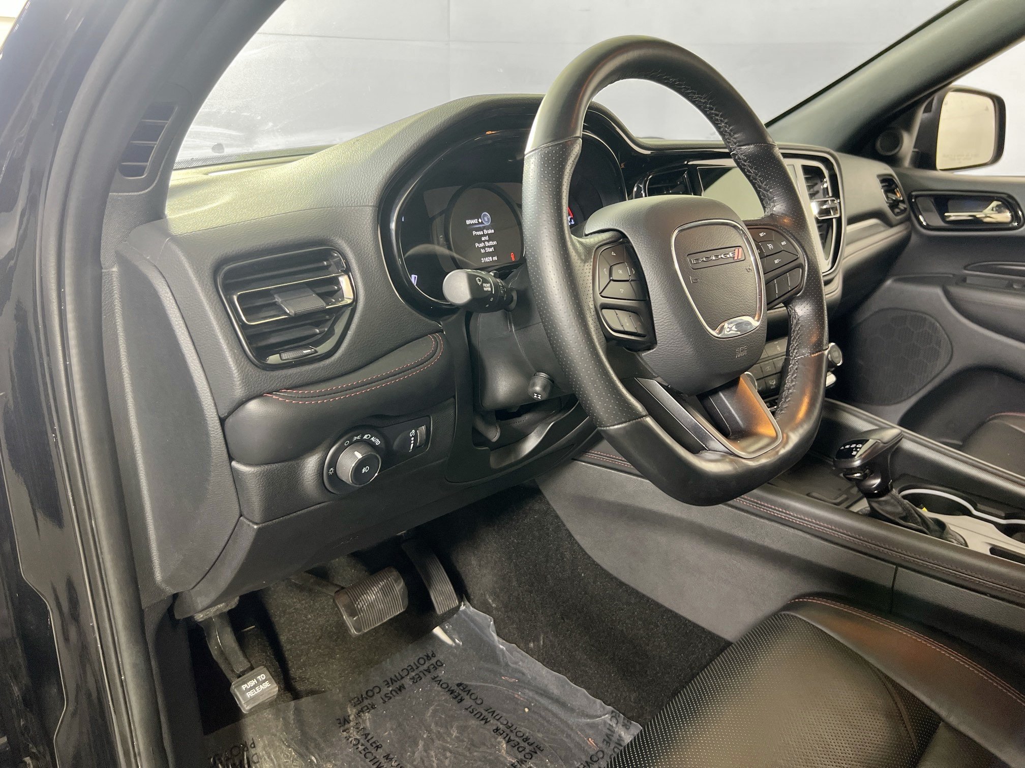 Used 2022 Dodge Durango R/T w/ Blacktop Package AWD/4WD image 9