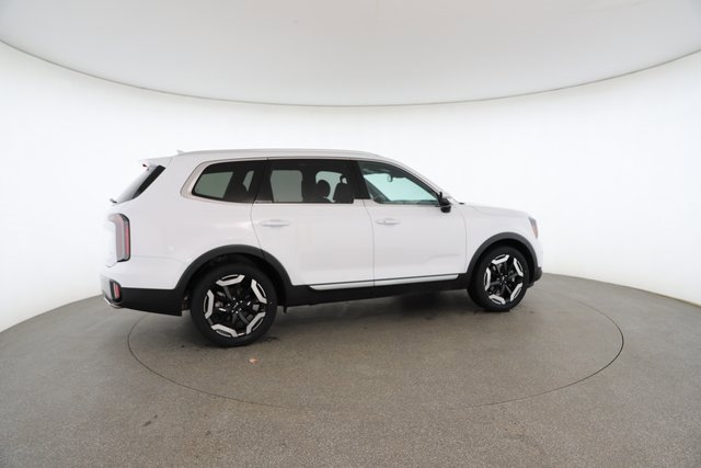 Used 2023 Kia Telluride EX w/ EX Captain's Chair Package image 20
