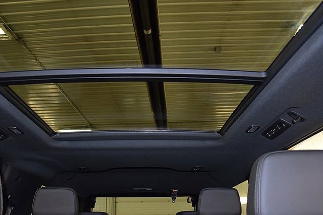 Used 2024 GMC Yukon Denali image 27