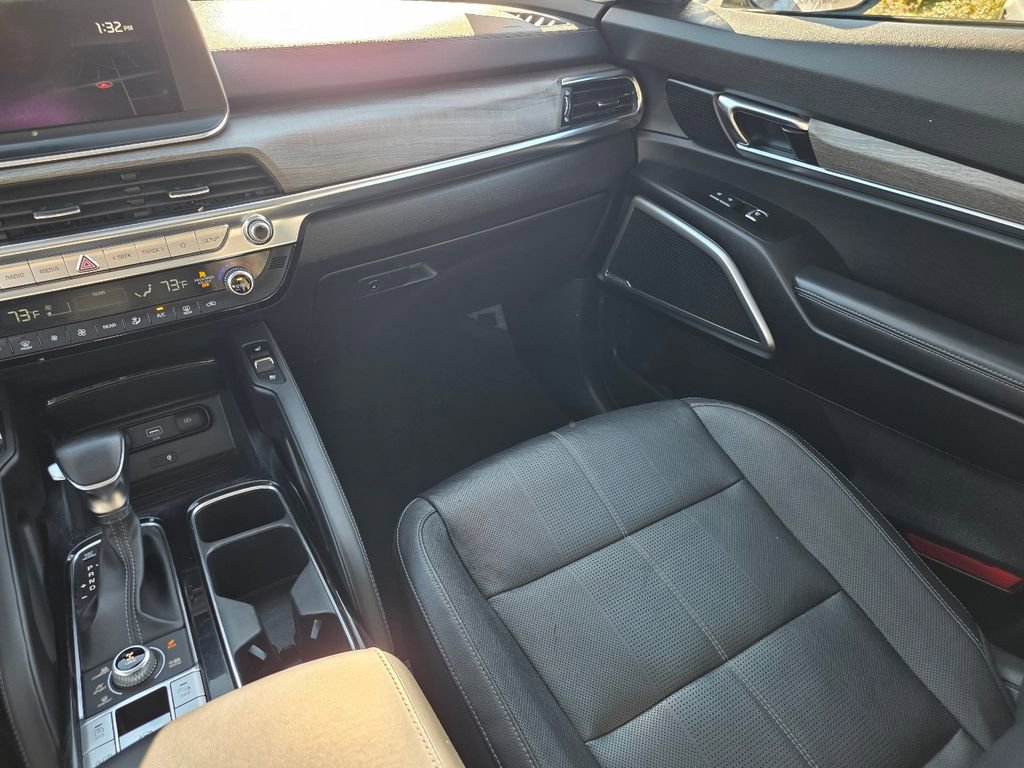 Used 2022 Kia Telluride EX w/ EX Premium Package image 17