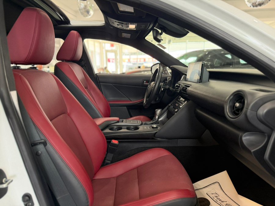Used 2024 Lexus IS 300 F Sport RWD image 18