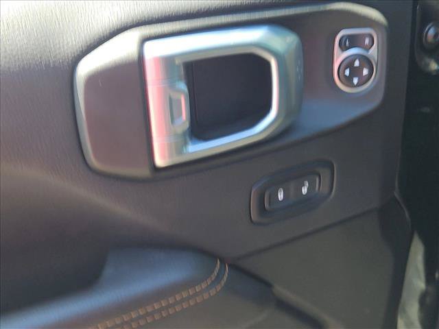 Used 2022 Jeep Gladiator Overland AWD/4WD image 10