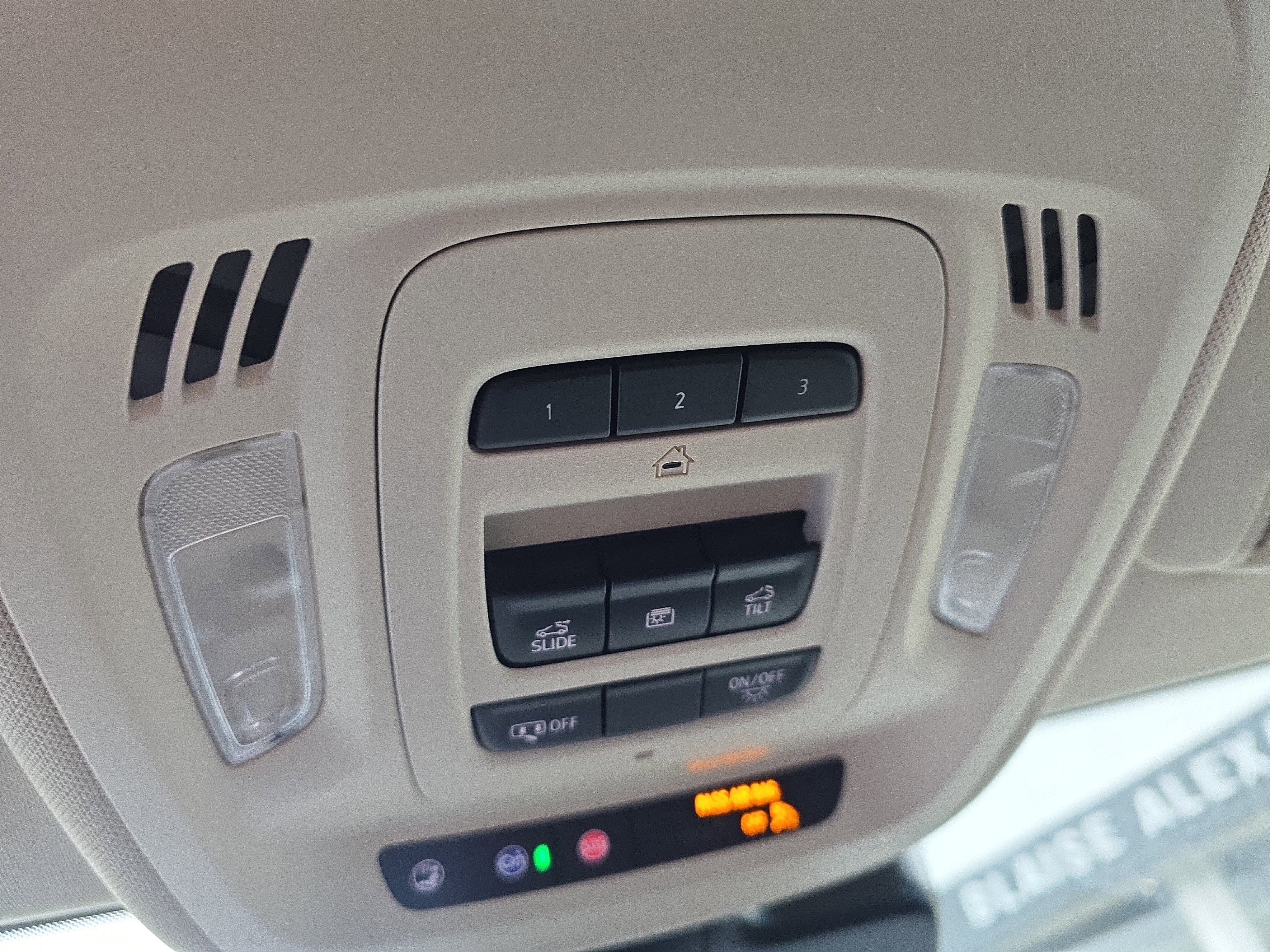 Used 2023 Buick Envision Essence w/ Technology Package I AWD/4WD image 32