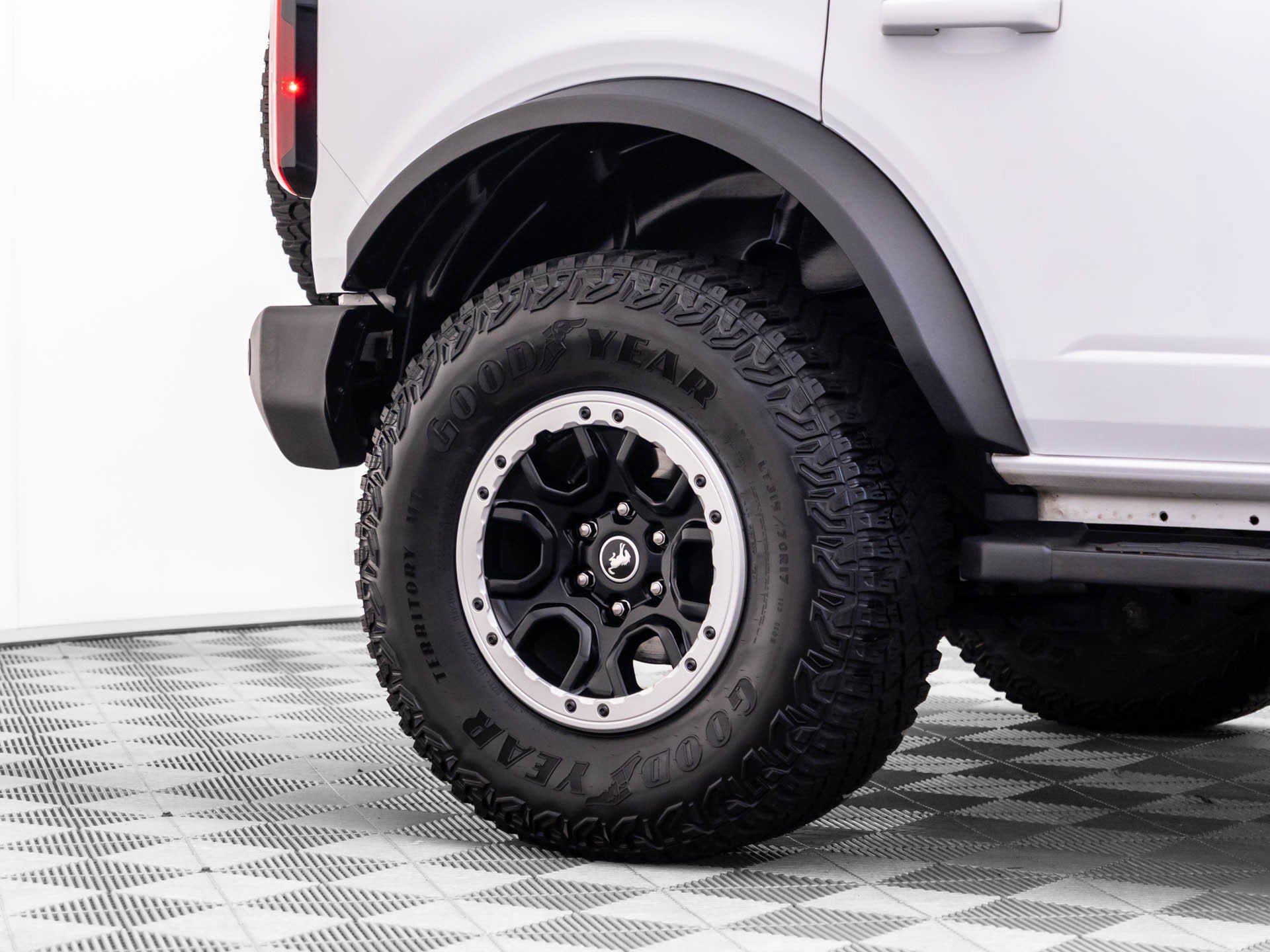 Used 2024 Ford Bronco Outer Banks w/ Sasquatch Package AWD/4WD image 32