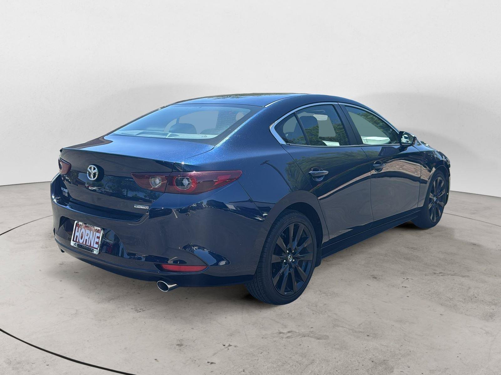 Used 2024 MAZDA MAZDA3 s FWD image 5
