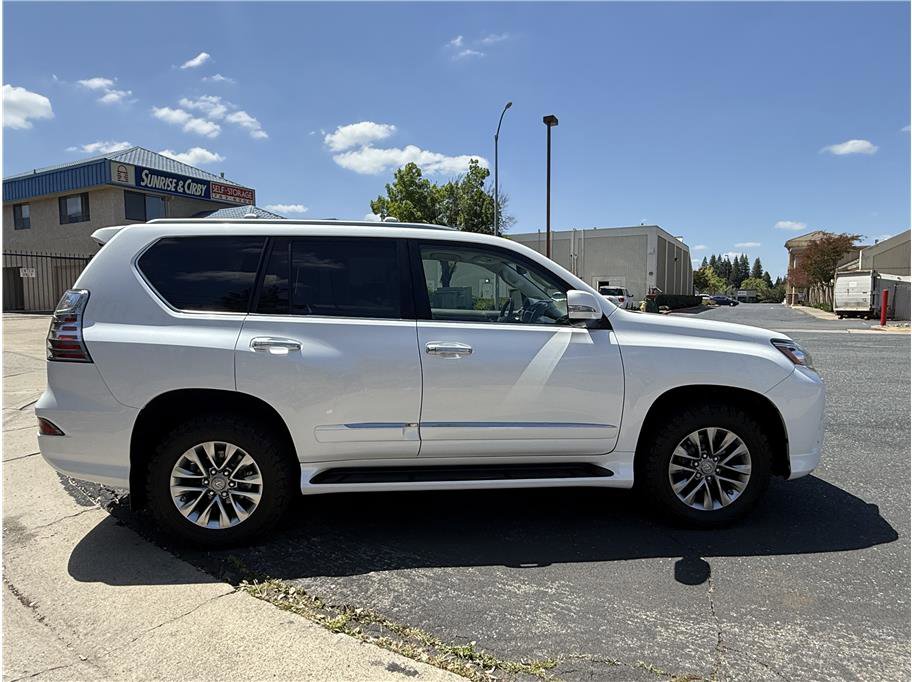 Used 2015 Lexus GX 460 Luxury AWD/4WD image 8