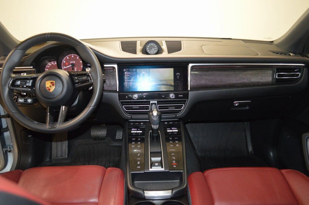 Certified 2023 Porsche Macan GTS AWD/4WD image 38