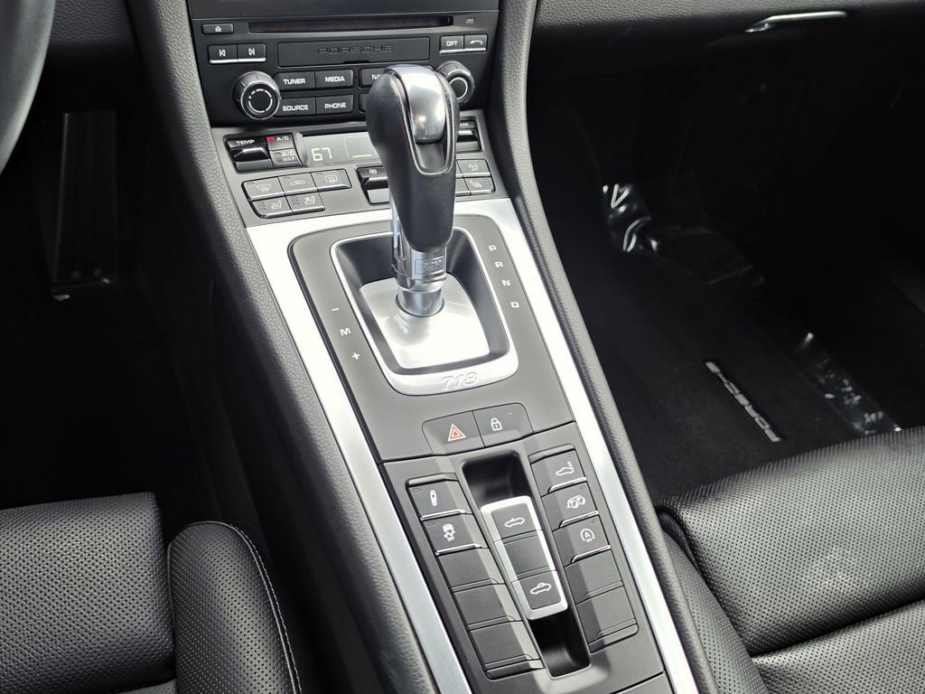 Certified 2024 Porsche 718 Boxster S RWD image 27