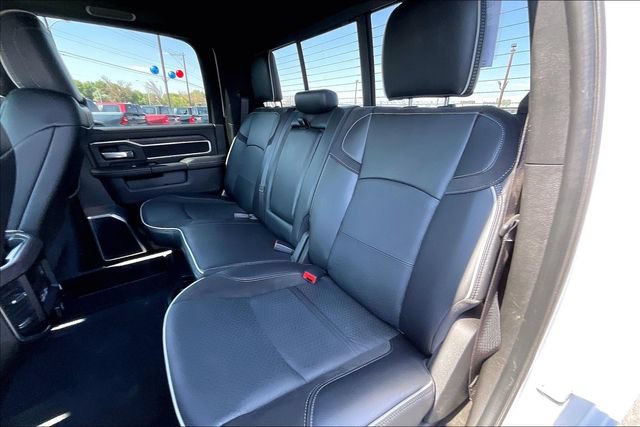 Used 2025 RAM 2500 Laramie AWD/4WD image 28