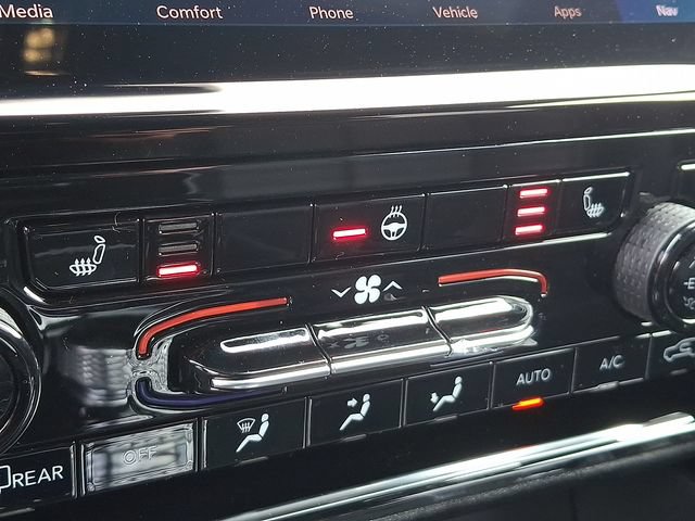 New 2025 Jeep Grand Cherokee L Limited w/ Black Appearance Package AWD/4WD image 20