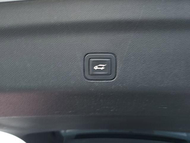 Used 2024 GMC Yukon XL AT4 w/ AT4 Premium Plus Package image 14