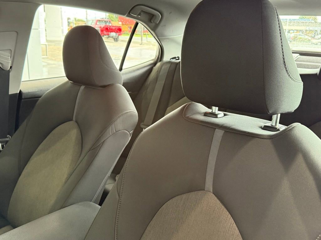 Used 2024 Toyota Camry LE image 20