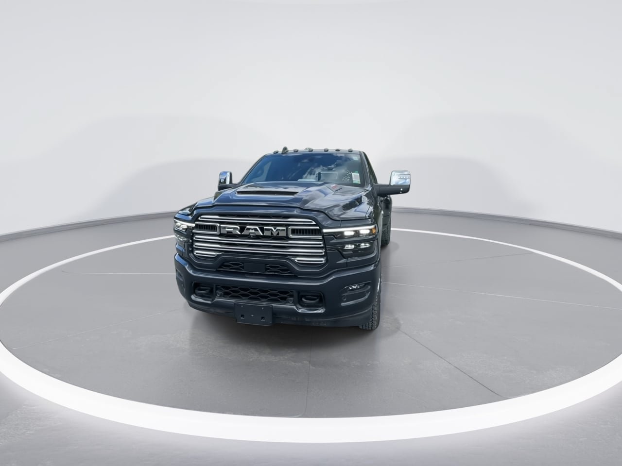 New 2026 RAM 3500 Laramie AWD/4WD image 3