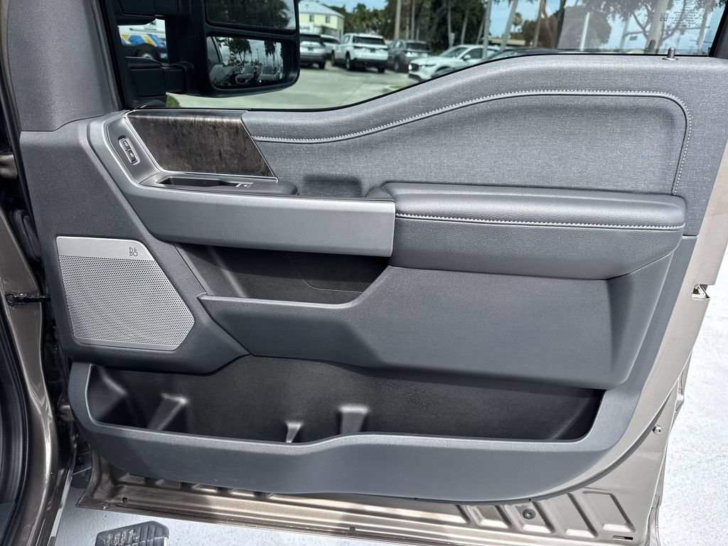 Used 2023 Ford F250 Lariat w/ Lariat Ultimate Package AWD/4WD image 43