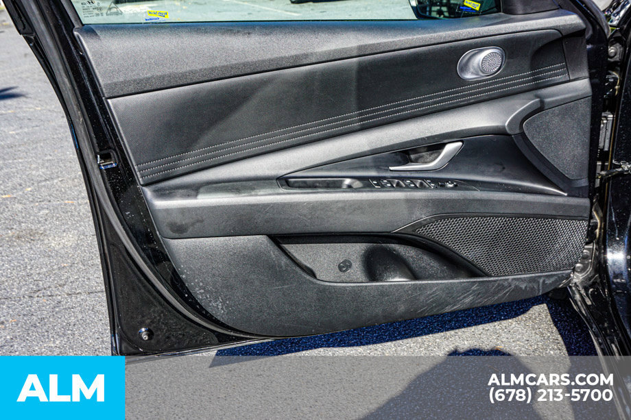 Used 2023 Hyundai Elantra SEL FWD image 44