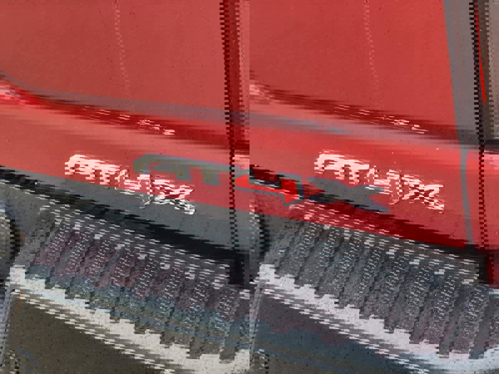 Certified 2024 GMC Sierra 2500 AT4X image 8